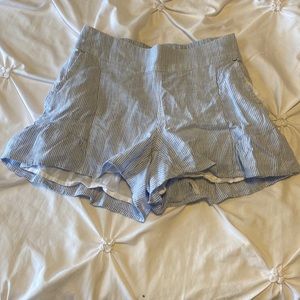 blue vinyard vine shorts size XXS